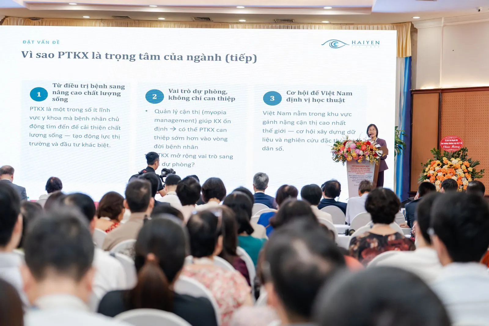 Báo cáo chuyên môn về phẫu thuật thể thủy tinh và khúc xạ