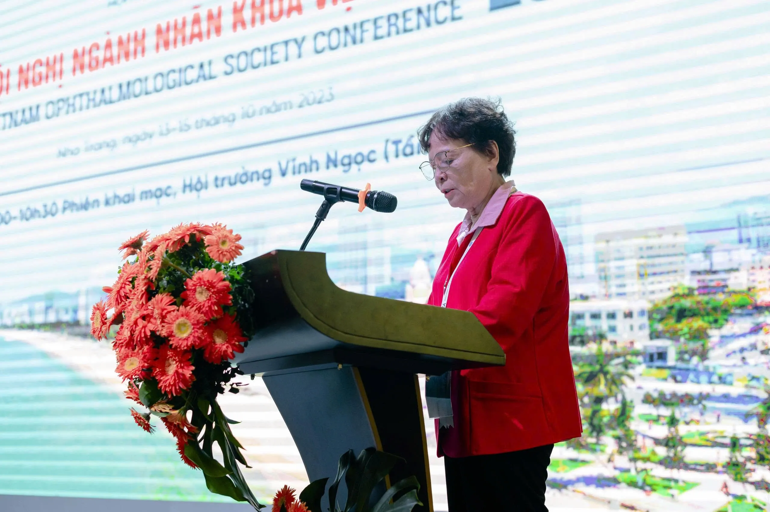 Đại diện Hội Nhãn khoa Việt Nam phát biểu tại hội nghị